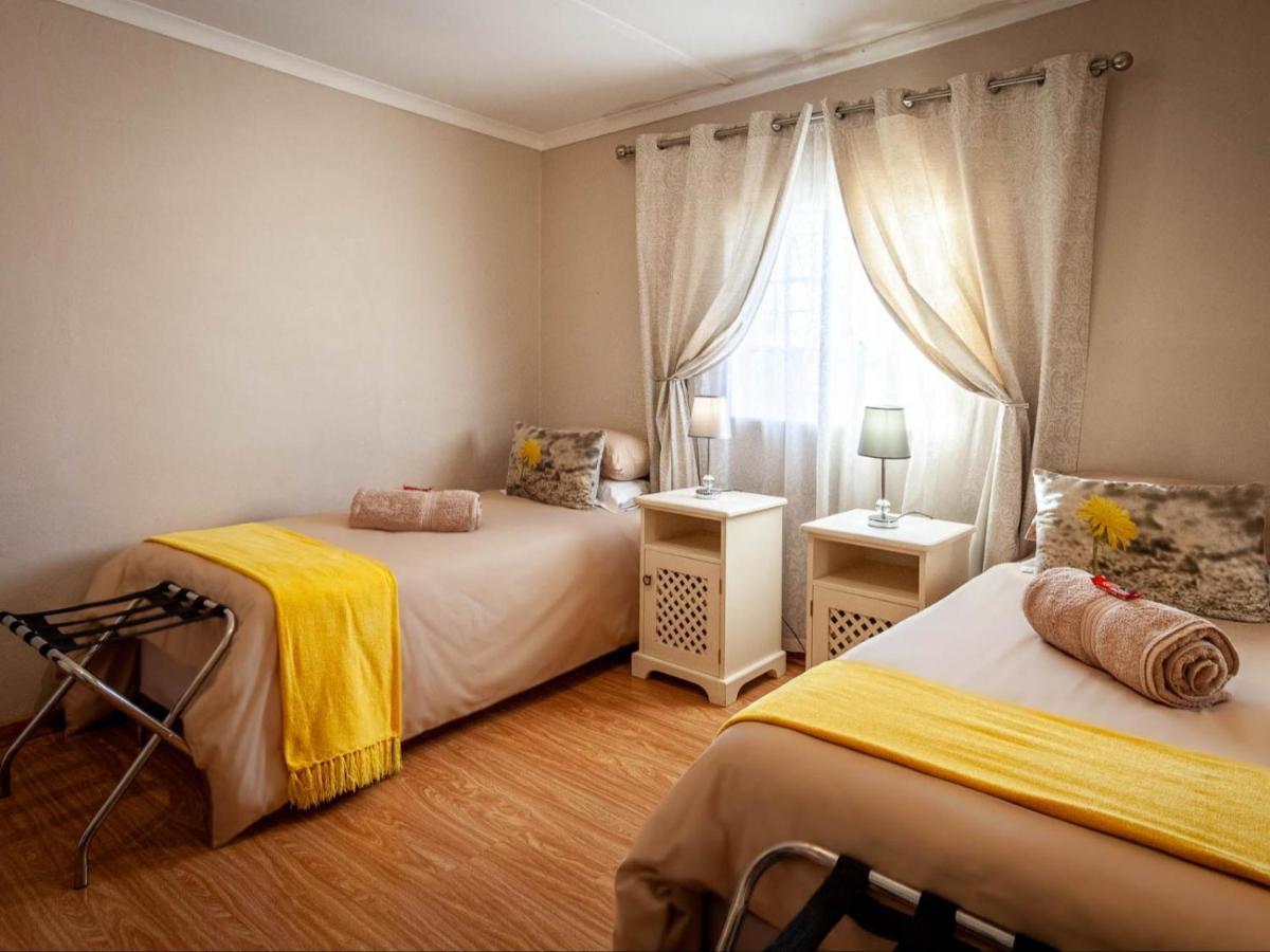 Kamieskroon Cosy Cottage Εξωτερικό φωτογραφία